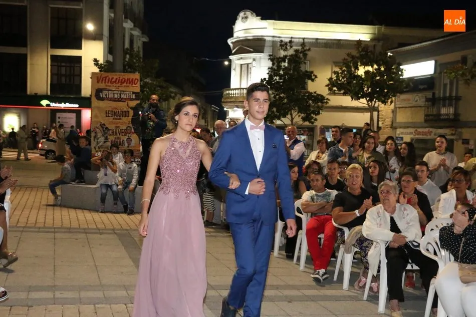 Foto 3 - Vitigudino se viste de gala para recibir a la Corte de Honor y al pregonero de sus Ferias y fiestas ...