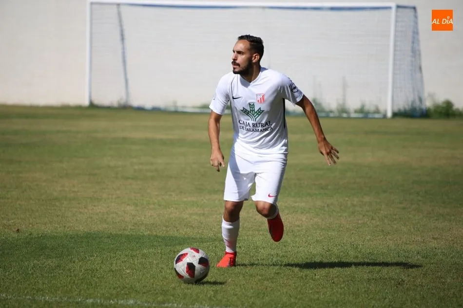 Foto 5 - El Santa Marta no tiene piedad y arrolla al Navega (4-0)