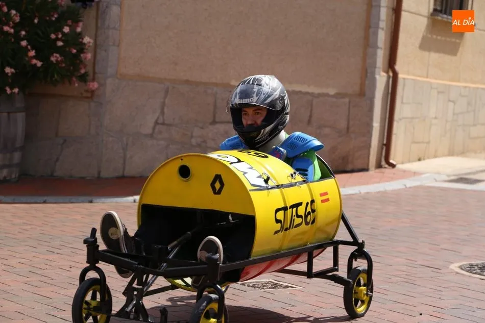 Foto 11 - Do&ntilde;inos disfruta la emoci&oacute;n de la carrera de los auto locos&nbsp;
