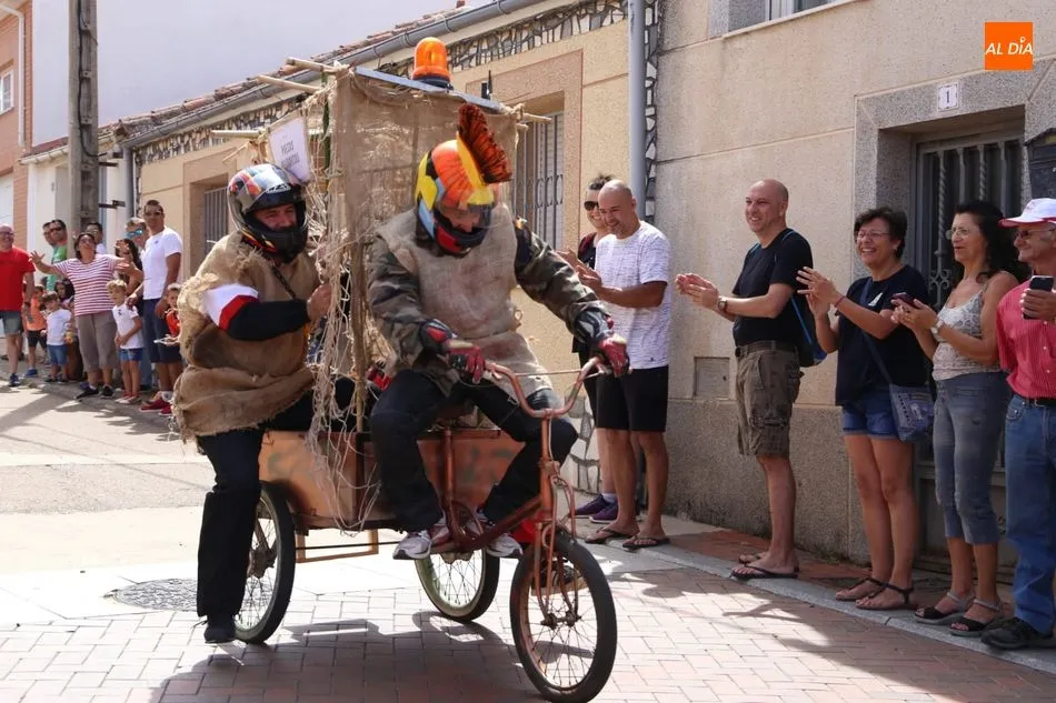 Foto 4 - Do&ntilde;inos disfruta la emoci&oacute;n de la carrera de los auto locos&nbsp;