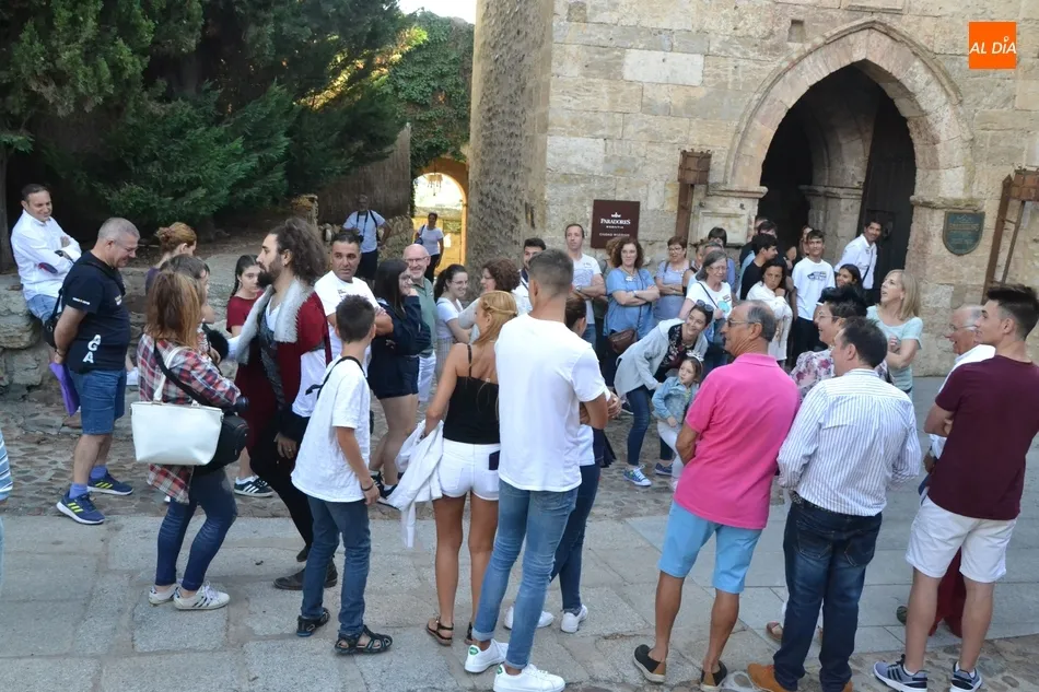 El Parador inicia sus actividades especiales de agosto con una nueva visita teatralizada  