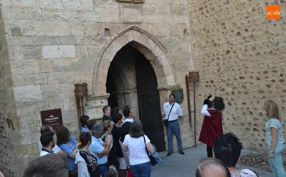 Foto 7 - El Parador inicia sus actividades especiales de agosto con una nueva visita teatralizada  