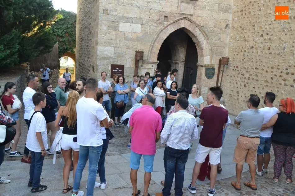 Foto 10 - El Parador inicia sus actividades especiales de agosto con una nueva visita teatralizada  