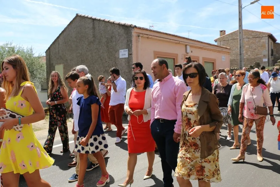 Foto 8 - La Zarza de Pumareda arropa a San Lorenzo con los bailes&nbsp;de La Zarzalera  