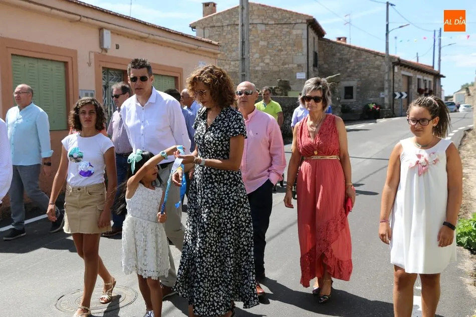 Foto 5 - La Zarza de Pumareda arropa a San Lorenzo con los bailes&nbsp;de La Zarzalera  