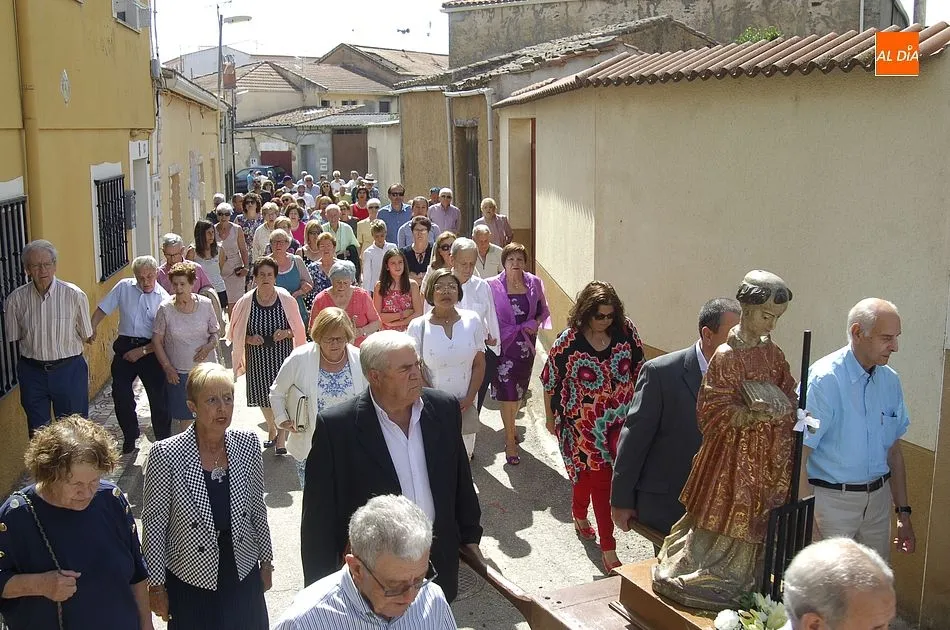 Foto 7 - El Bod&oacute;n abre un largo s&aacute;bado procesionando a San Lorenzo  