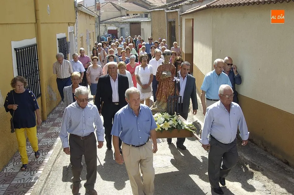 Foto 8 - El Bod&oacute;n abre un largo s&aacute;bado procesionando a San Lorenzo  