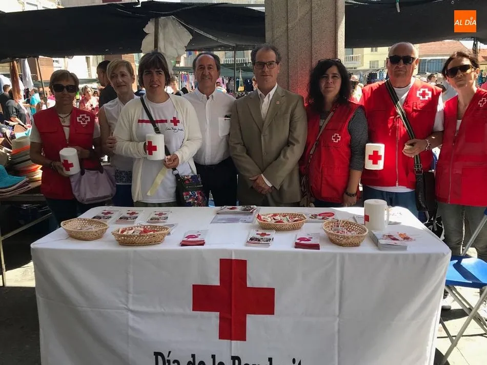 Cruz Roja celebra el Día de la Banderita