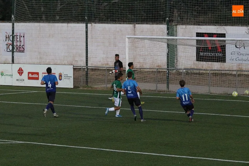 Foto 3 - El CD Guijuelo sigue en pruebas y cae derrotado en su presentaci&oacute;n ante Las Rozas (1-3)