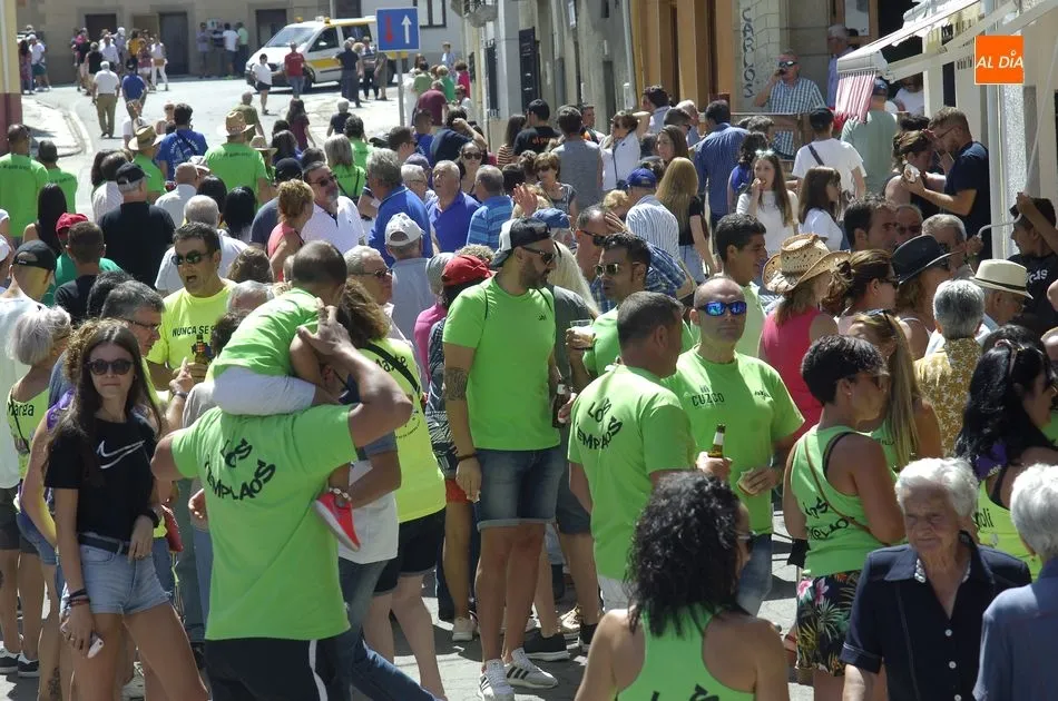 Foto 3 - El Bod&oacute;n vibra con el encierro urbano de sus fiestas  