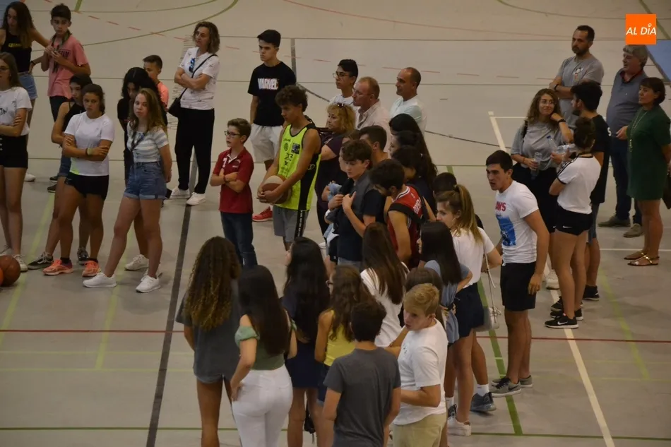 Foto 8 - Hijos del Verso animan con sus rimas la jornada de s&aacute;bado del Torneo 3x3 de Basket  