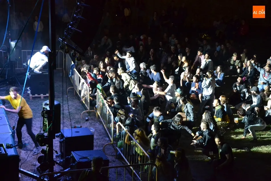 Foto 3 - La lluvia estropea el final del Farinato Sound Fest tras una velada con bastante p&uacute;blico  