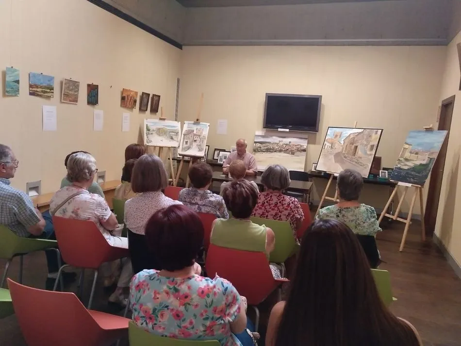 Foto 2 - Lectura po&eacute;tica de Jos&eacute; Luis Puerto en la casa del parque de sobradillo  
