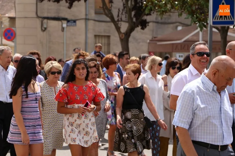 Foto 2 - Castellanos de Moriscos rinde homenaje al Cristo de las Batallas