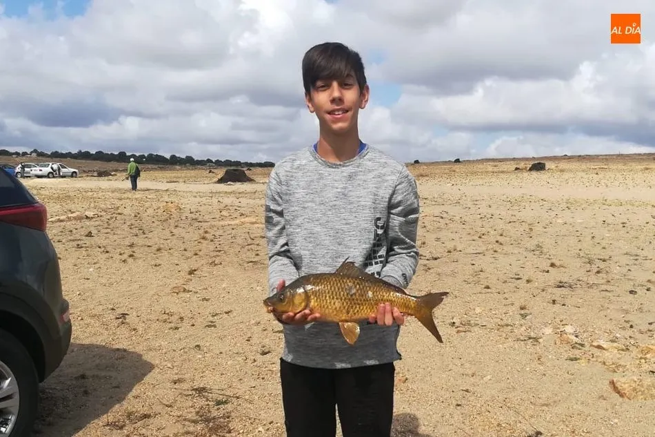 Foto 2 - Buen ambiente en el X Encuentro de Pesca San Roque en Villarino  