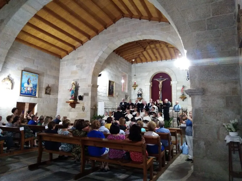 Foto 7 - Emotivo homenaje en Mieza de la Coral D&aacute;maso Ledesma de Ciudad Rodrigo a Arcadio Fern&aacute;ndez  