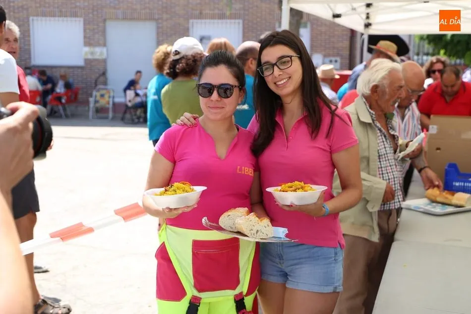 Foto 6 - Una rica paella para encarar la recta final de las fiestas en Roll&aacute;n&nbsp;