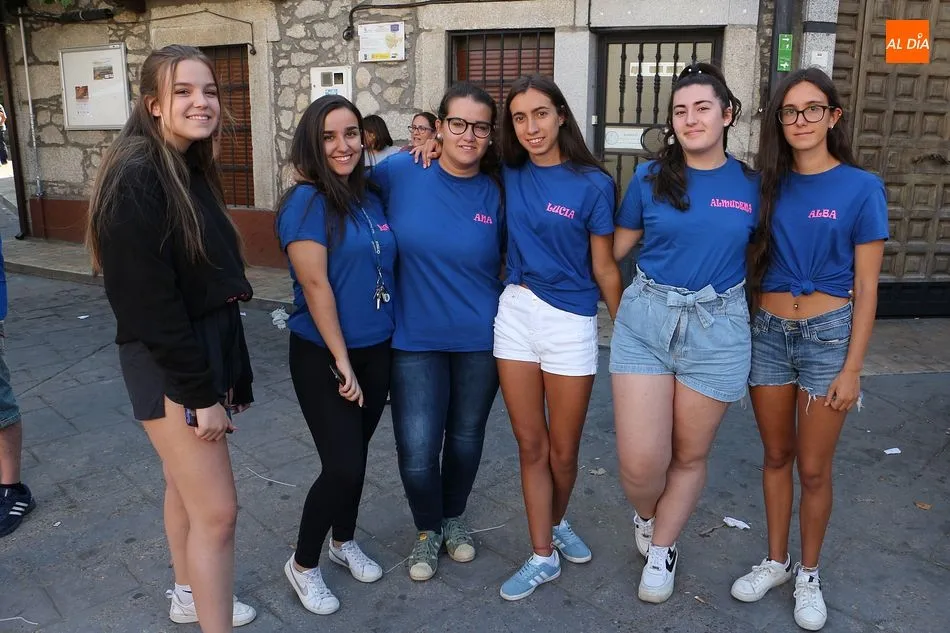 Foto 10 - Las pe&ntilde;as dan el primer paso de los festejos de Linares de Riofr&iacute;o