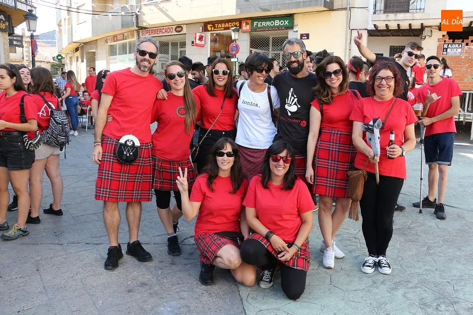 Foto 6 - Las pe&ntilde;as dan el primer paso de los festejos de Linares de Riofr&iacute;o