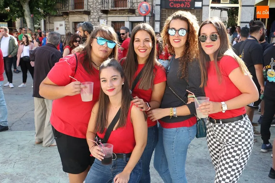 Foto 5 - Las pe&ntilde;as dan el primer paso de los festejos de Linares de Riofr&iacute;o