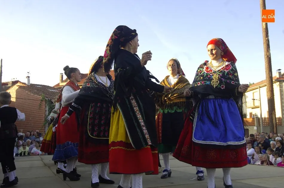 Foto 5 - Robleda pone las tradiciones en primer plano con el &lsquo;Encuentru Robreanu&rsquo;  