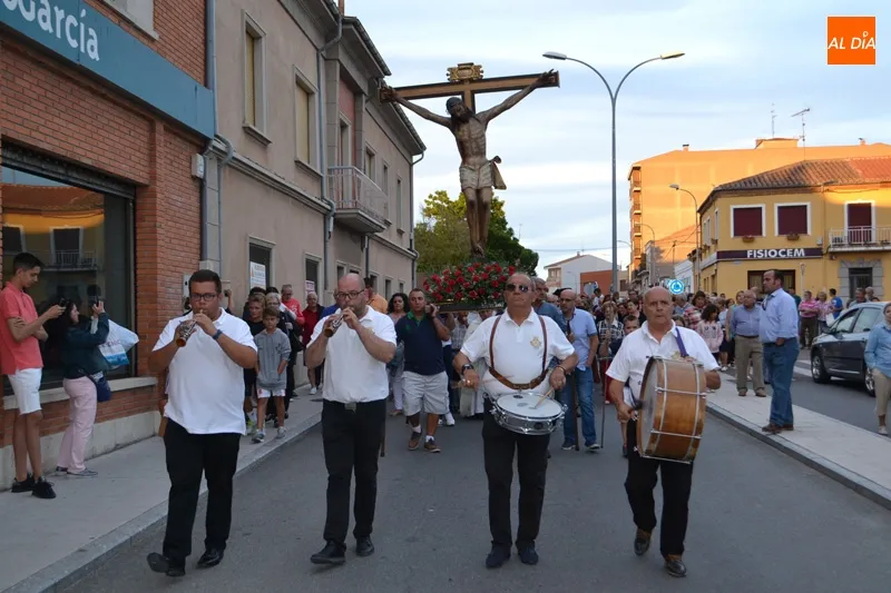 Foto 7 - Fervor y cari&ntilde;o para acompa&ntilde;ar al Santo Cristo del Humilladero en su fiesta anual