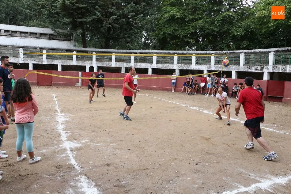 Foto 4 - Sequeros avanza en sus festejos con propuestas populares