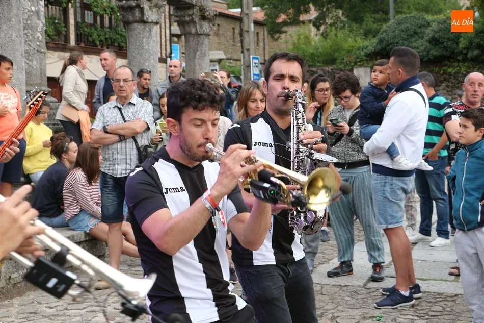 Foto 5 - Lokomotores anima la semana en La Alberca