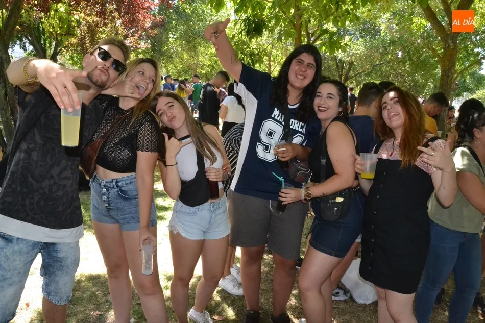 Foto 7 - Hasta toques internacionales en la multitudinaria concentraci&oacute;n de j&oacute;venes del Valle de San...