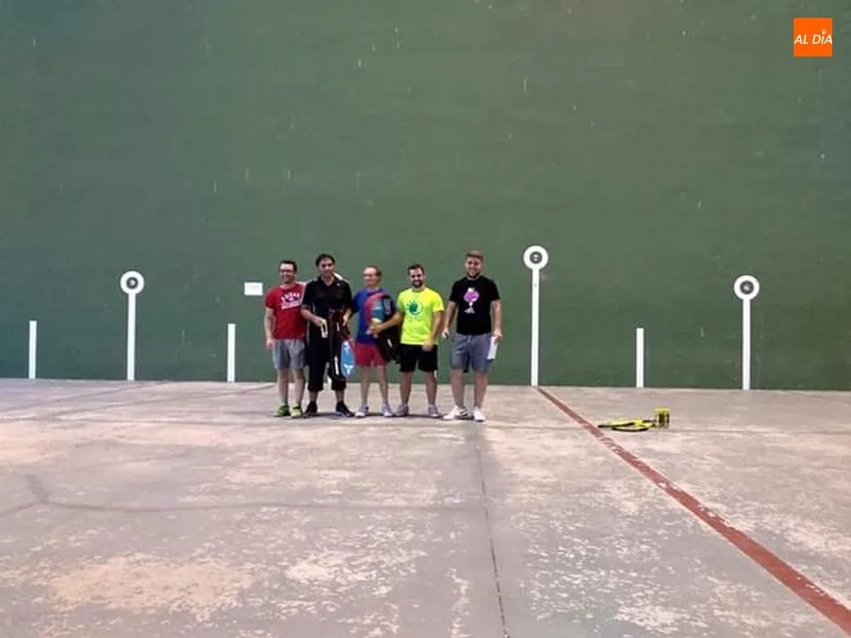 Foto 3 - La pareja de &lsquo;V&iacute;ctor&rsquo;, de Trabanca y Vilvestre, se impone en el Campeonato de Frontenis de...