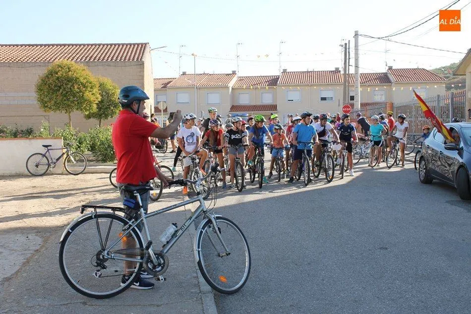 Imagen de archivo de la tradicional marcha cicloturista del año pasado en Almenara de Tormes.