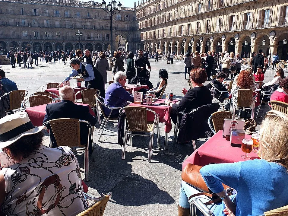 Una terraza de la Plaza