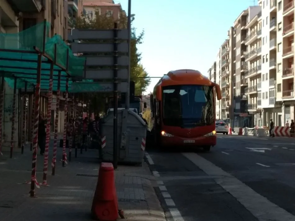 Foto 5 - Ciudadanos por la Defensa del Patrimonio pide restringir el paso de autocares de gran tama&ntilde;o por...