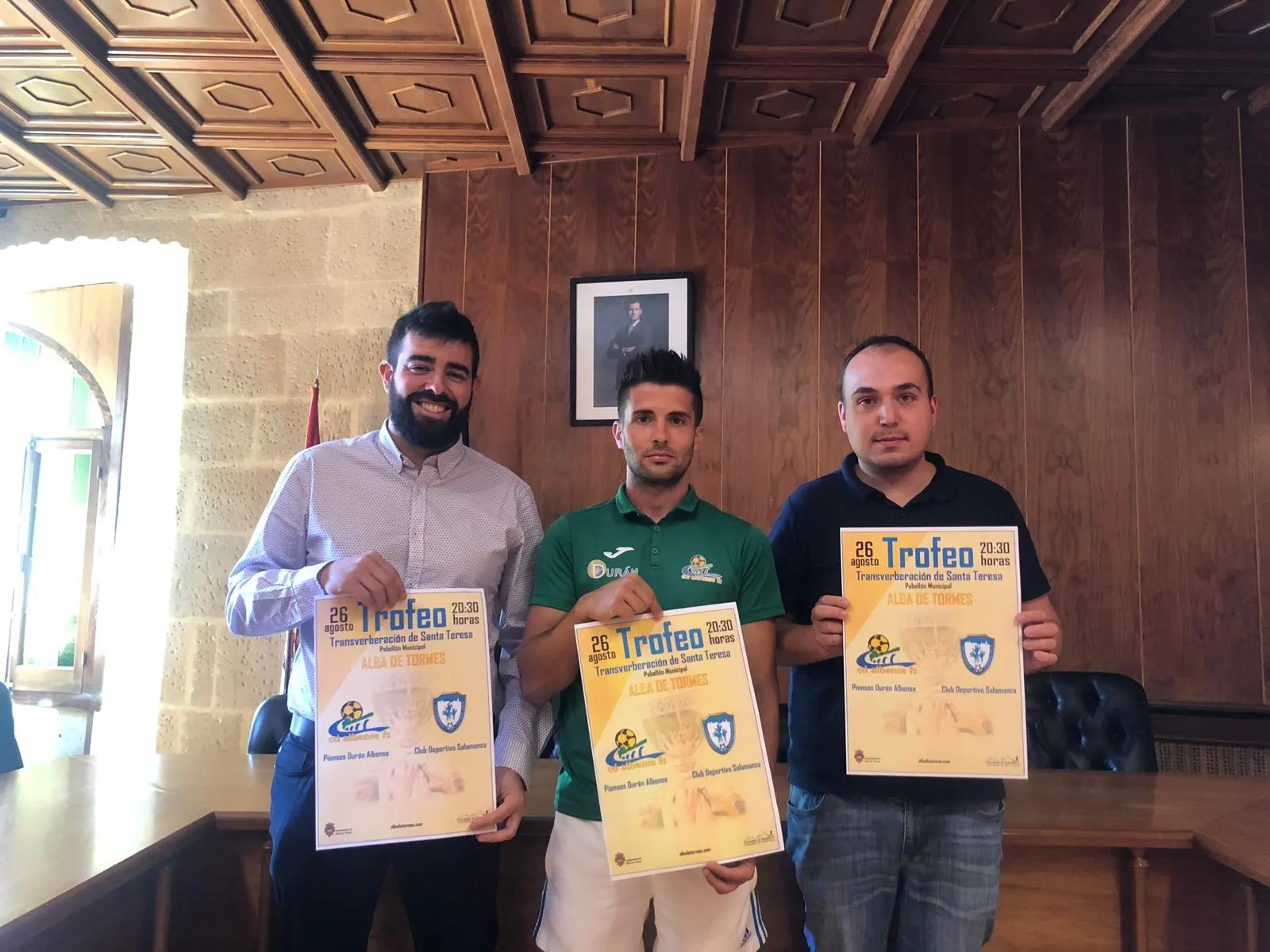 Gonzalo Bautista, Óscar González y José Gómez durante la presentación del evento deportivo