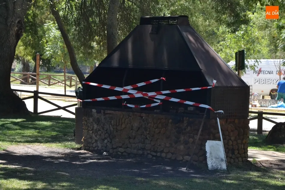 Foto 9 - El entorno del Pic&oacute;n se prepara para los fuegos artificiales con m&aacute;s restricciones de lo habitual ...