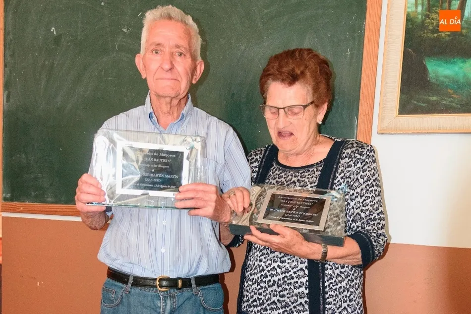 Foto 3 - La Asociaci&oacute;n de Mayores de Cabeza de Framontanos celebra la comida anual de hermandad  