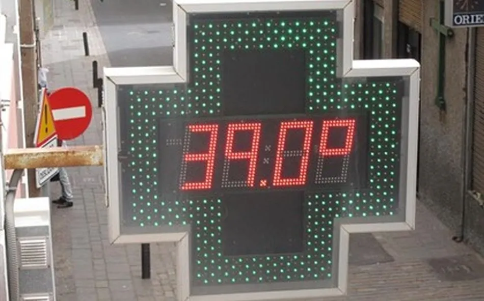 En Canarias hará mucho calor, con avisos por temperaturas máximas de entre 35ºC y 37ºC