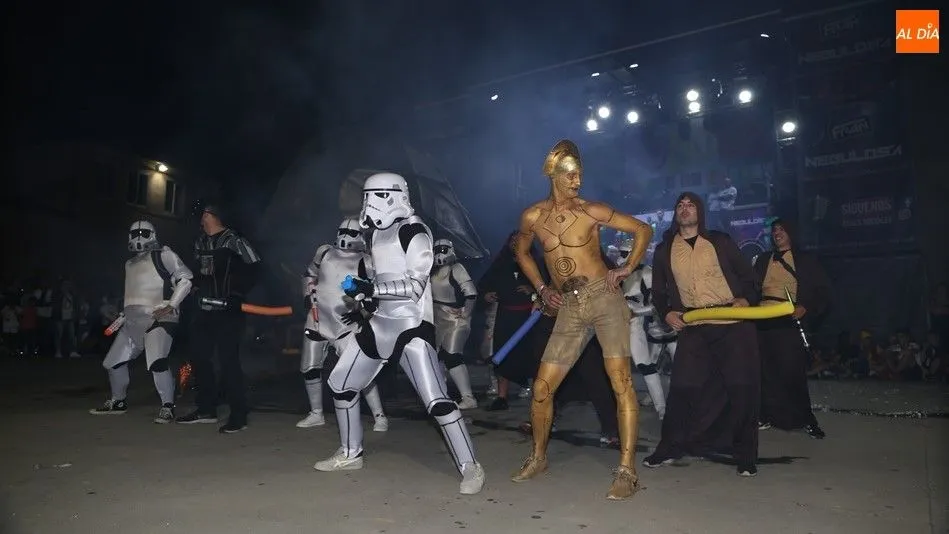 La peña Drinking Team 2.0 representó Star Wars | Víctor Sánchez