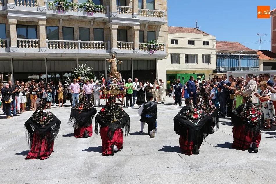 Foto 9 - Guijuelo rinde honores a la Virgen de la Asunci&oacute;n