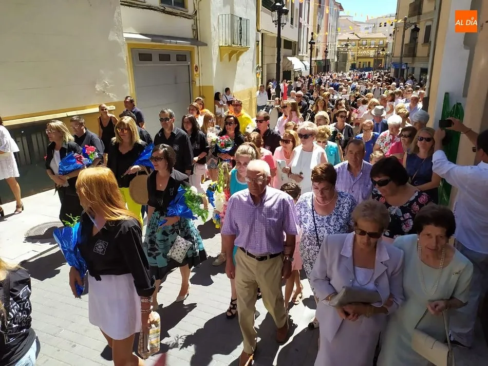 Foto 8 - Guijuelo rinde honores a la Virgen de la Asunci&oacute;n