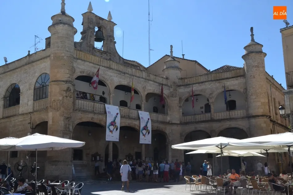 Foto 3 - La Plaza Mayor da la bienvenida a la Feria de Teatro 2019  