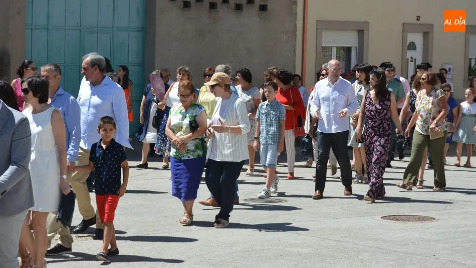 Foto 11 - Los lumbralenses celebran la fiesta en honor de su Patrona, la Virgen de la Asunci&oacute;n