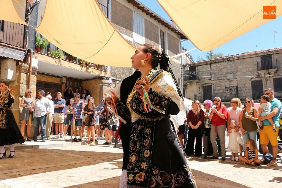 Foto 3 - Sequeros celebra el D&iacute;a Grande en honor a la Virgen del Robledo