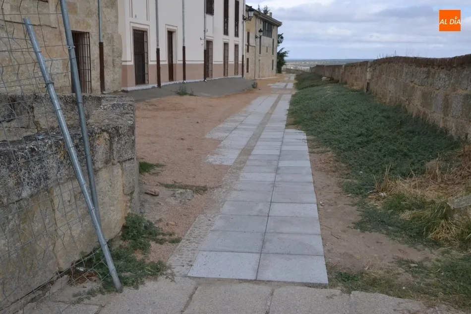 Foto 3 - El adarve de la muralla y el Parque de La Florida, &lsquo;abiertos&rsquo; al p&uacute;blico  