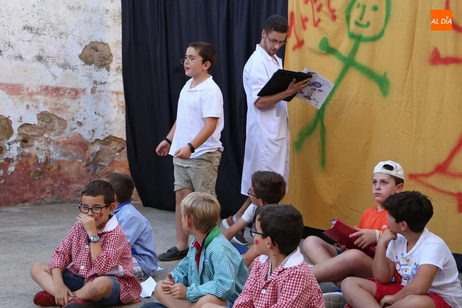 Foto 4 - Valdemierque disfruta del teatro en una jornada repleta de actos