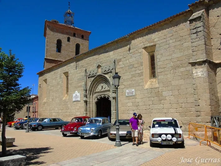 Foto 3 - Macotera se convierte en el gran museo al aire libre de los veh&iacute;culos cl&aacute;sicos