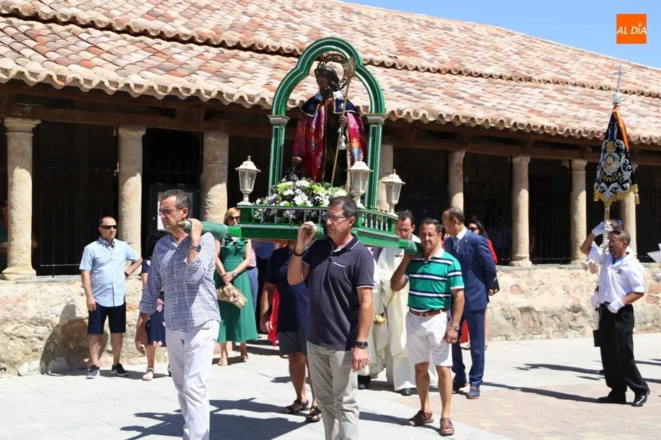 Foto 8 - Carbajosa de la Sagrada rinde honores a San Roque en el d&iacute;a grande de sus fiestas