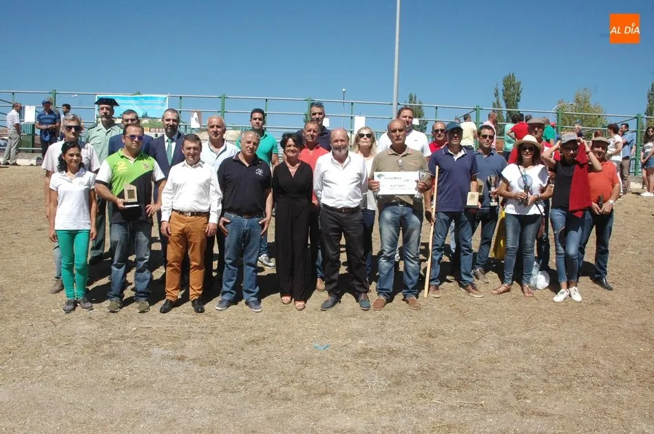 Foto 4 - La feria y concurso de ganado de Vitigudino se queda en medio centenar de cabezas  
