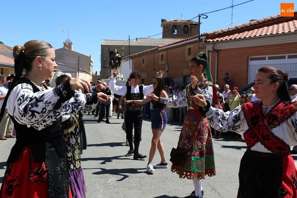 Foto 9 - Babilafuente rinde honores a San Roque en el d&iacute;a grande de las fiestas