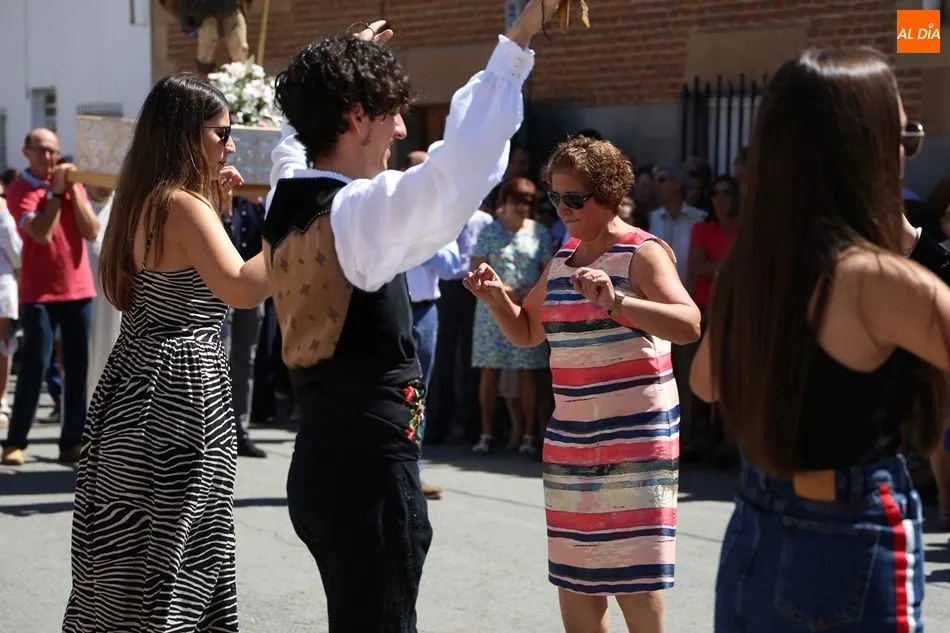 Foto 7 - Babilafuente rinde honores a San Roque en el d&iacute;a grande de las fiestas